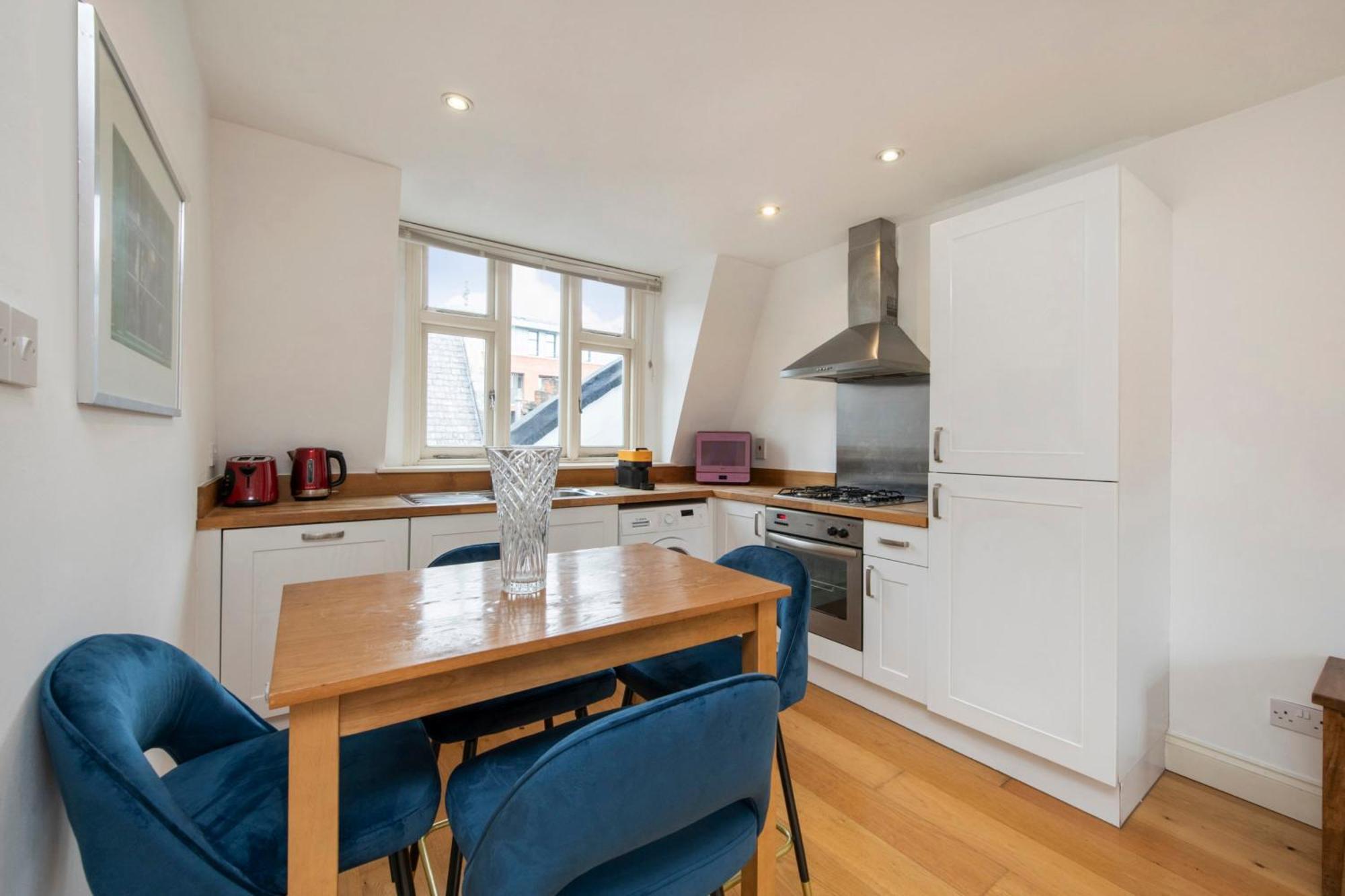 The Hideaway - Oxford Circus - By Frankie Says Apartment London Exterior photo