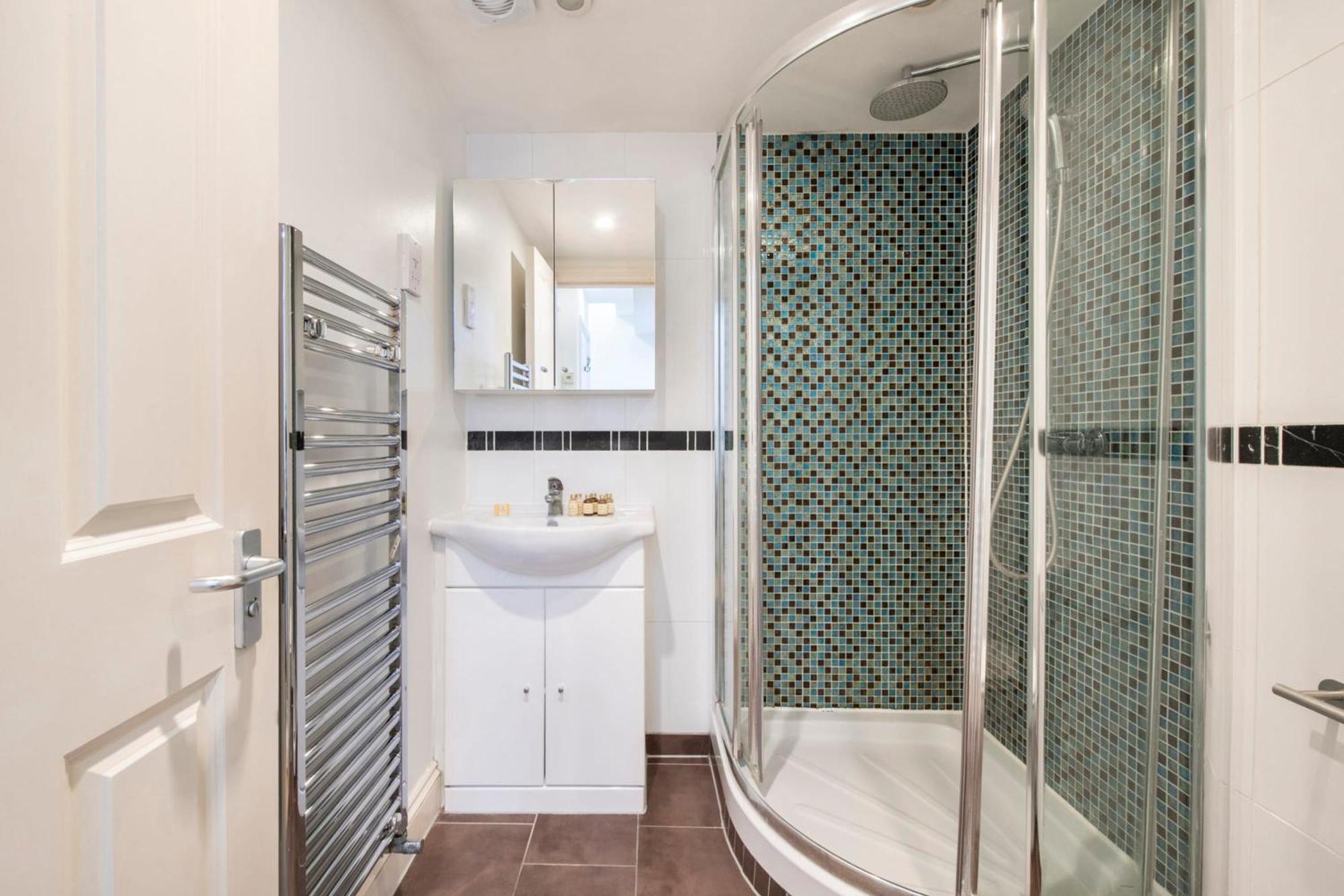 The Hideaway - Oxford Circus - By Frankie Says Apartment London Exterior photo